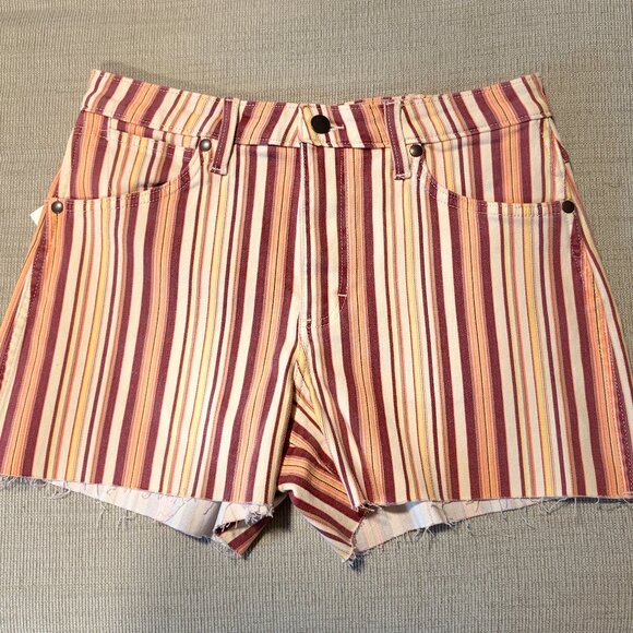 Wrangler Pants - Wrangler High Rise Cowboy Shorts Size 29 Western Striped Denim Cutoff Festival
